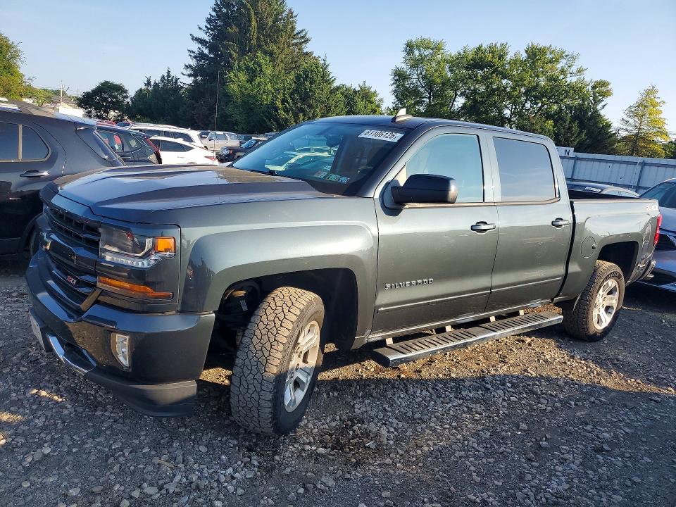 Auction sale of the 2017 Chevrolet Silverado, vin: 3GCUKREC0HG187055, lot number: 61106126