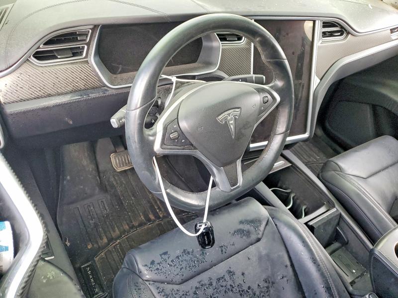 Продажа на аукционе авто 2017 Tesla Model X, vin: 5YJXCBE22HF069524, номер лота: 61332856