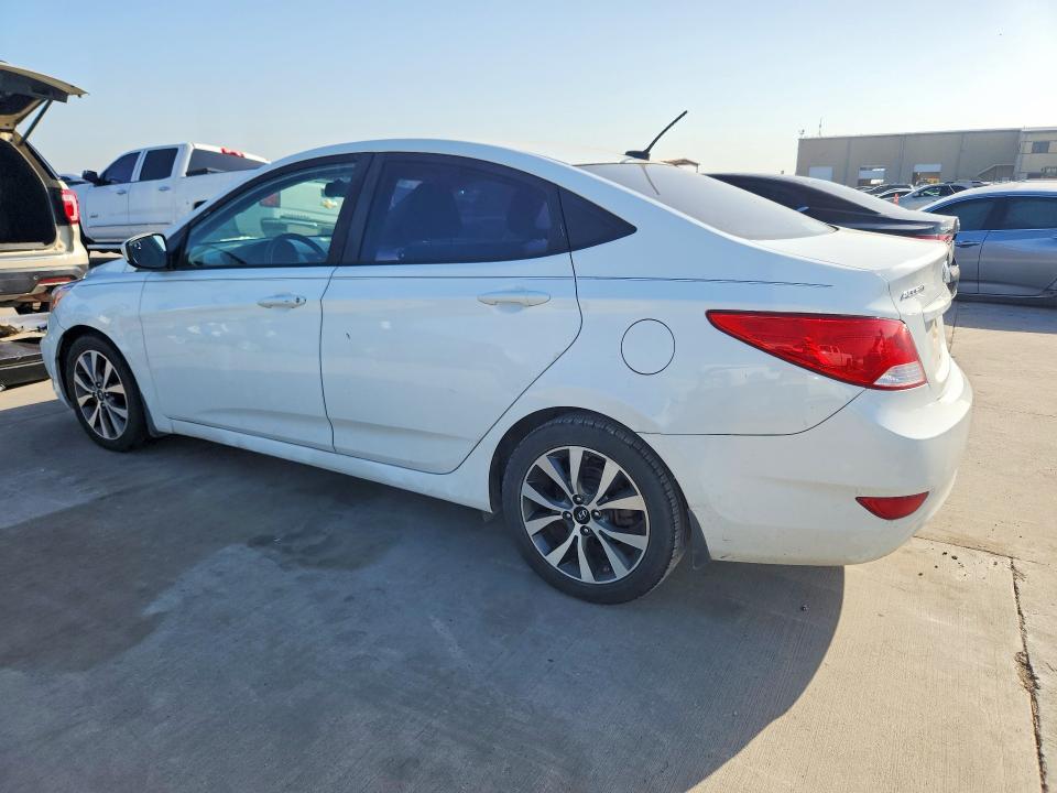 61898216 :رقم المزاد ، KMHCU4AE6FU822138 vin ، 2015 Hyundai Accent مزاد بيع