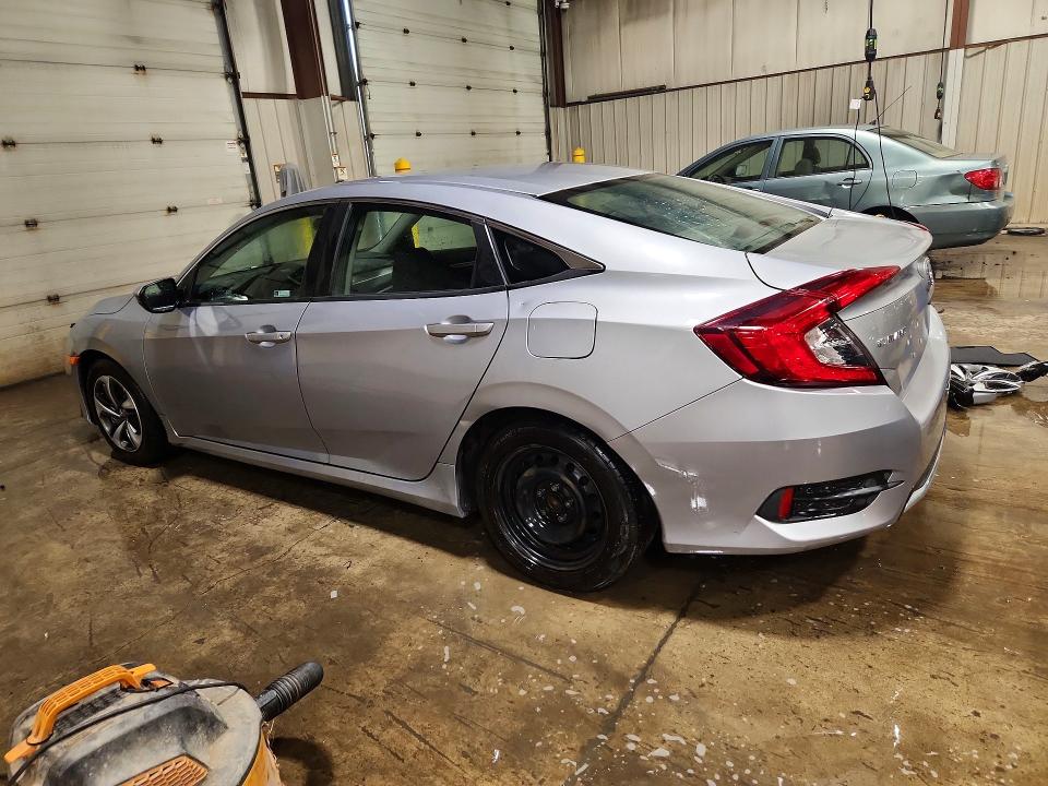 2020 Honda Civic მანქანა იყიდება აუქციონზე, vin: 2HGFC2F61LH513946, აუქციონის ნომერი: 61746236