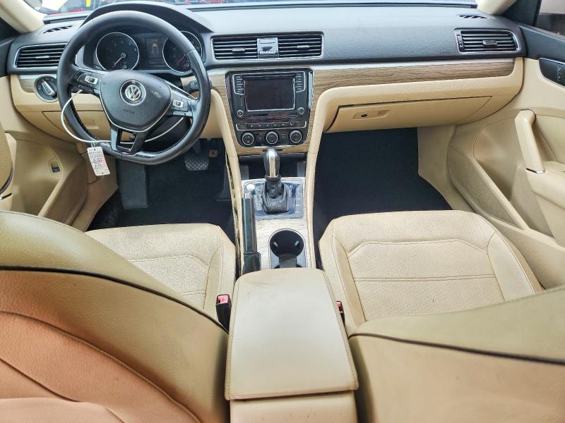 62566726 :رقم المزاد ، 1VWBA7A35JC003514 vin ، 2018 Volkswagen Passat مزاد بيع
