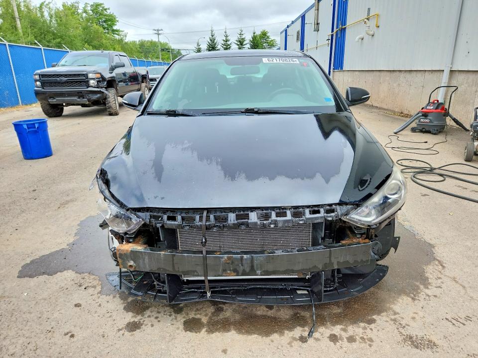 2017 Hyundai Elantra მანქანა იყიდება აუქციონზე, vin: KMHD84LF8HU428612, აუქციონის ნომერი: 62170826