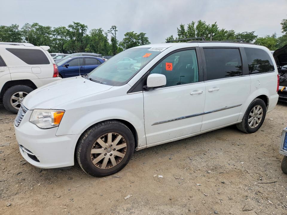 59786546 :رقم المزاد ، 2C4RC1BG7FR707156 vin ، 2015 Chrysler Town & Country مزاد بيع
