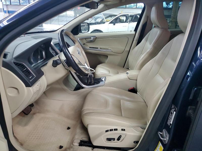 60029196 :رقم المزاد ، YV4902RM7F2734914 vin ، 2015 Volvo Xc60 مزاد بيع