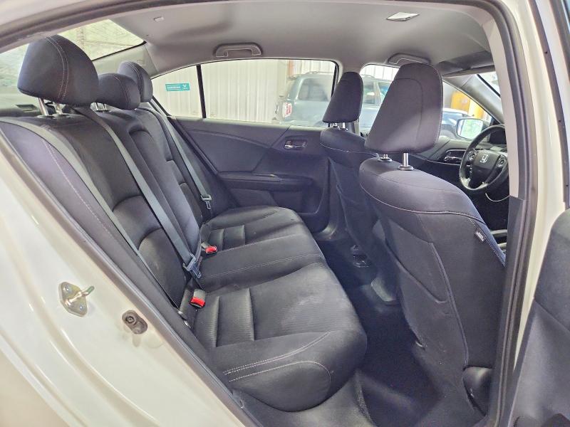 62018896 :رقم المزاد ، 1HGCR2F50FA200527 vin ، 2015 Honda Accord مزاد بيع