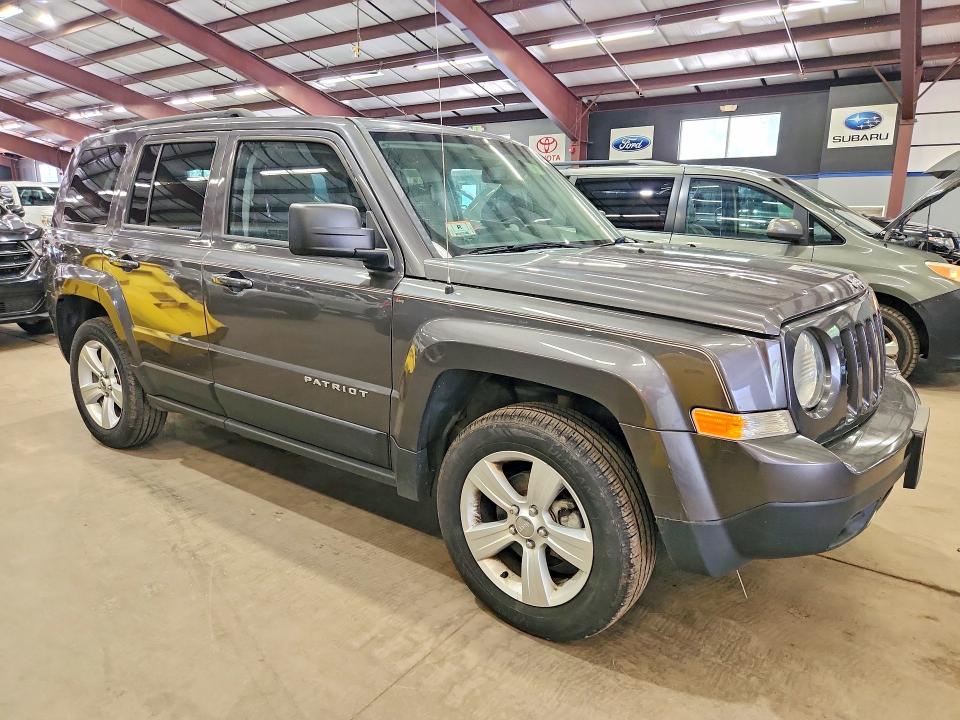 60460466 :رقم المزاد ، 1C4NJRFB3FD425813 vin ، 2015 Jeep Patriot مزاد بيع