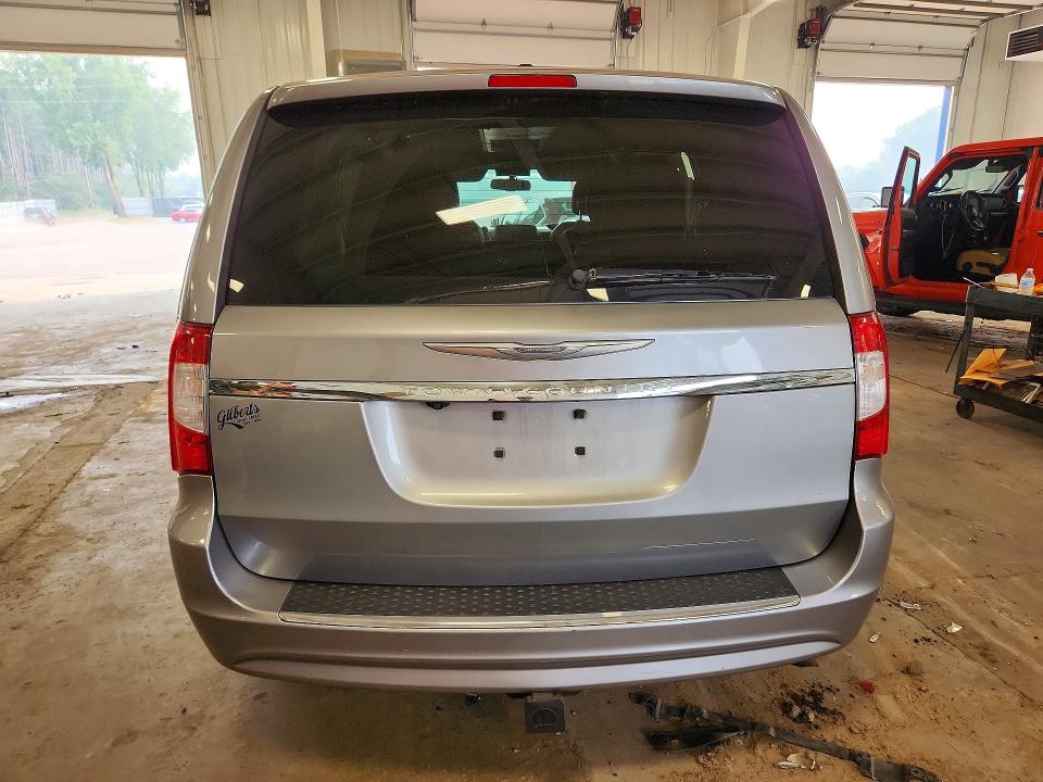 61352346 :رقم المزاد ، 2C4RC1BG3ER413770 vin ، 2014 Chrysler Town & Country مزاد بيع