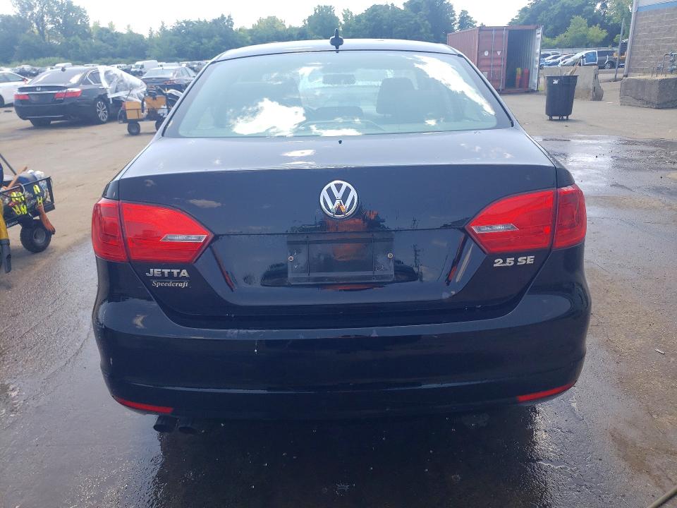 62215006 :رقم المزاد ، 3VWDP7AJ4DM256087 vin ، 2013 Volkswagen Jetta مزاد بيع