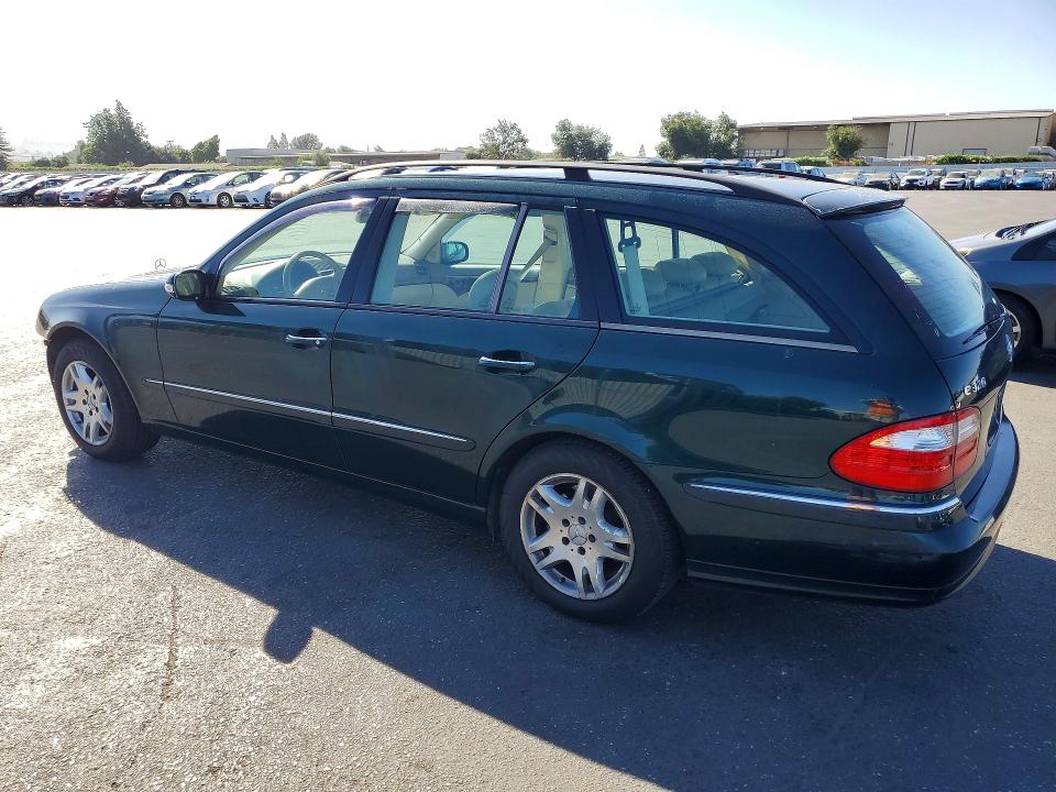 61059076 :رقم المزاد ، WDBUH65J04A521054 vin ، 2004 Mercedes-benz E مزاد بيع