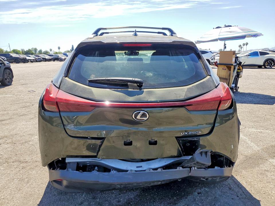 Продажа на аукционе авто 2023 Lexus Ux 250h, vin: JTHX6JBH4P2150647, номер лота: 61377356