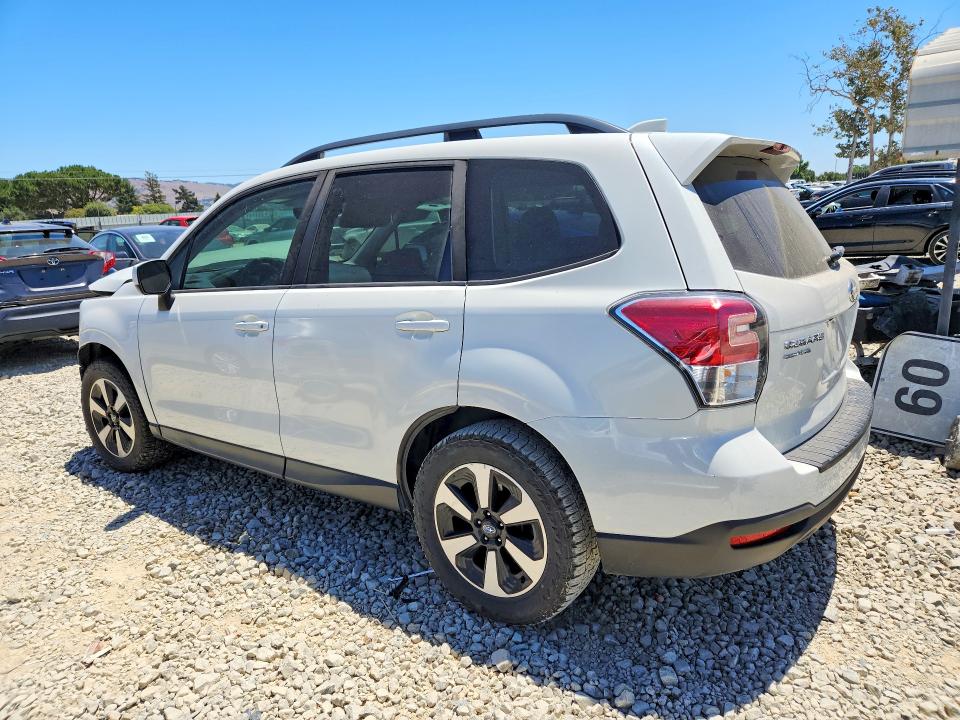 Продаж на аукціоні авто 2017 Subaru Forester, vin: JF2SJAEC0HH444394, номер лоту: 60501266