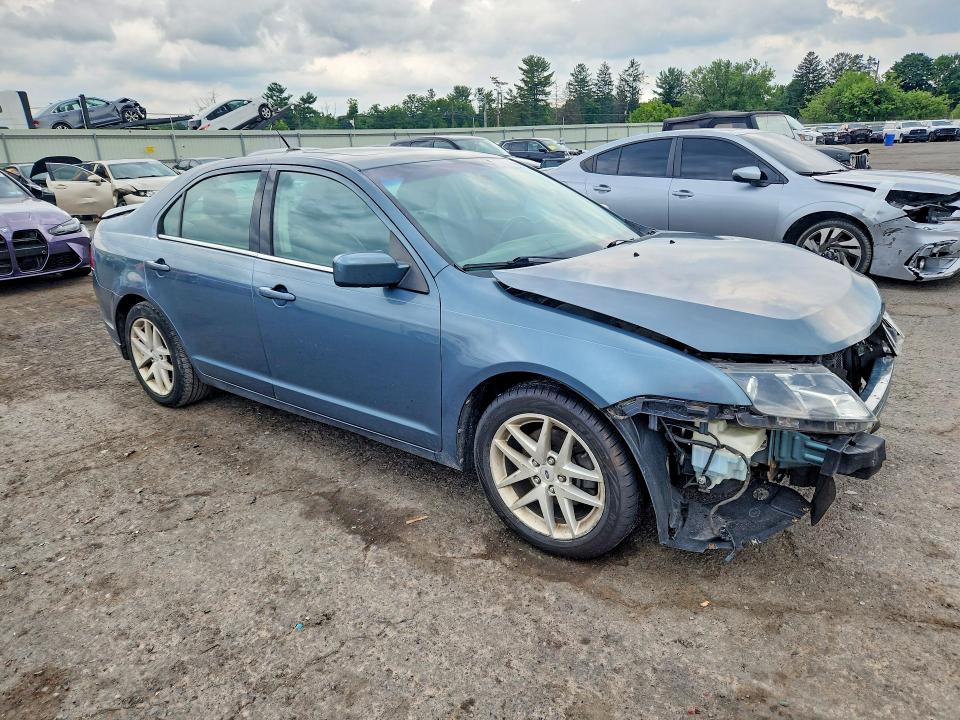 61584886 :رقم المزاد ، 3FAHP0JA2CR371385 vin ، 2012 Ford Fusion مزاد بيع