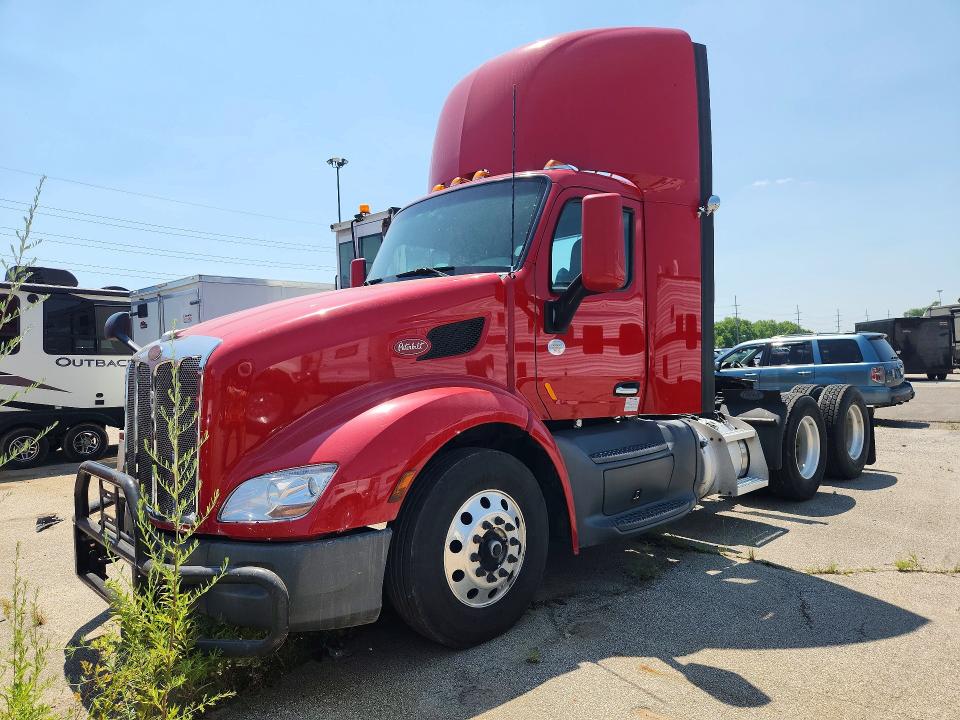 2021 Peterbilt 579 მანქანა იყიდება აუქციონზე, vin: 1XPBD49X7MD756099, აუქციონის ნომერი: 60494186