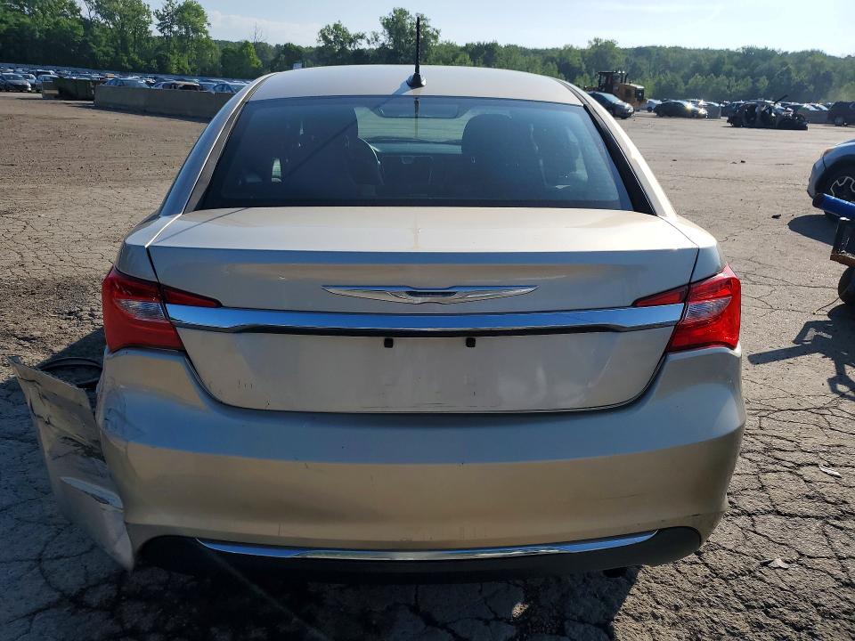 2013 Chrysler 200 მანქანა იყიდება აუქციონზე, vin: 1C3CCBAB8DN762084, აუქციონის ნომერი: 60165276