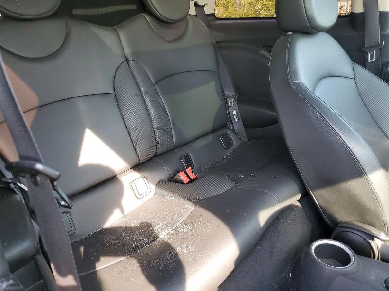 2011 Mini Cooper მანქანა იყიდება აუქციონზე, vin: WMWSV3C51BTY22839, აუქციონის ნომერი: 60458316