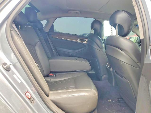61702366 :رقم المزاد ، KMHGN4JF7FU054550 vin ، 2015 Hyundai Genesis مزاد بيع