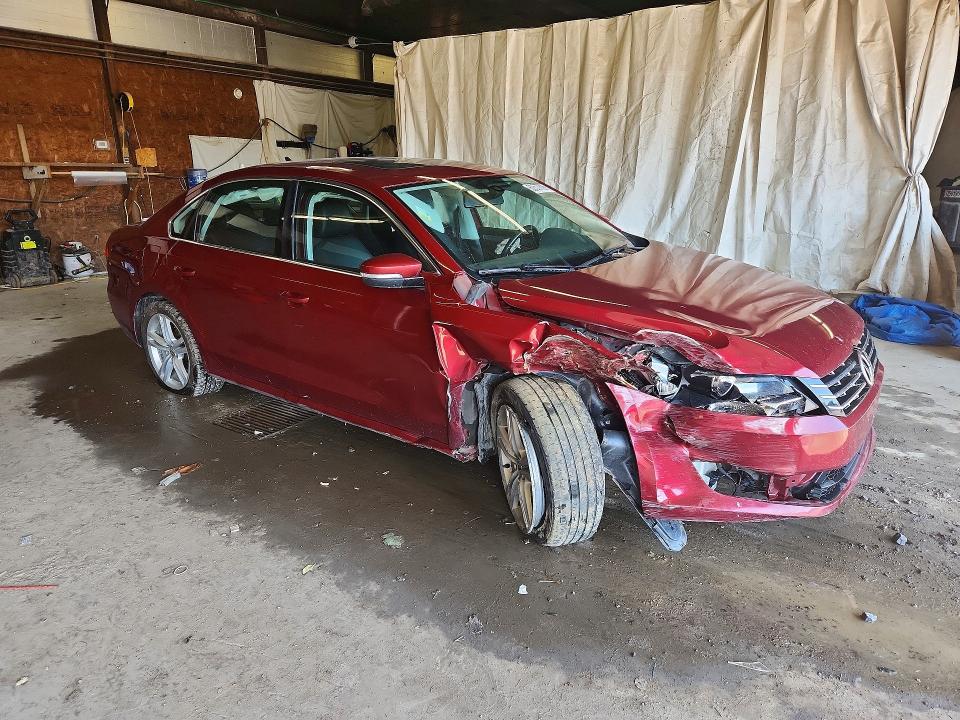 2015 Volkswagen Passat მანქანა იყიდება აუქციონზე, vin: 1VWBV7A3XFC018960, აუქციონის ნომერი: 62577896