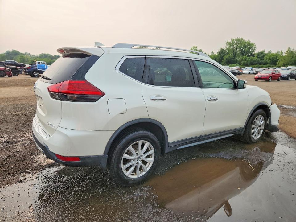 60868046 :رقم المزاد ، 5N1AT2MV8HC844791 vin ، 2017 Nissan Rogue مزاد بيع