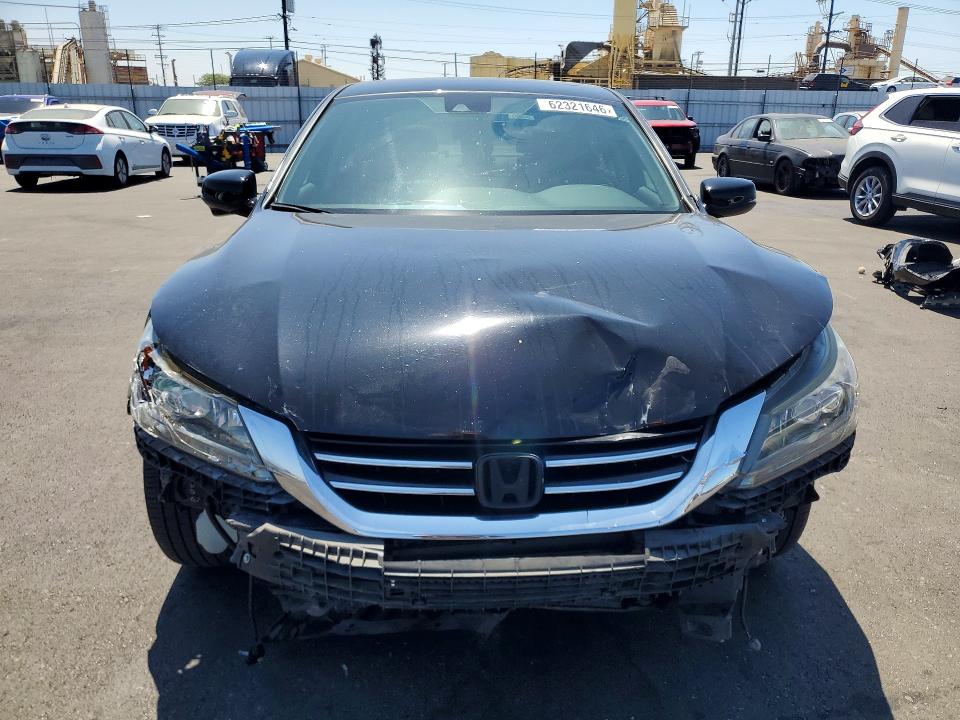 62321646 :رقم المزاد ، 1HGCR3F94FA003837 vin ، 2015 Honda Accord مزاد بيع