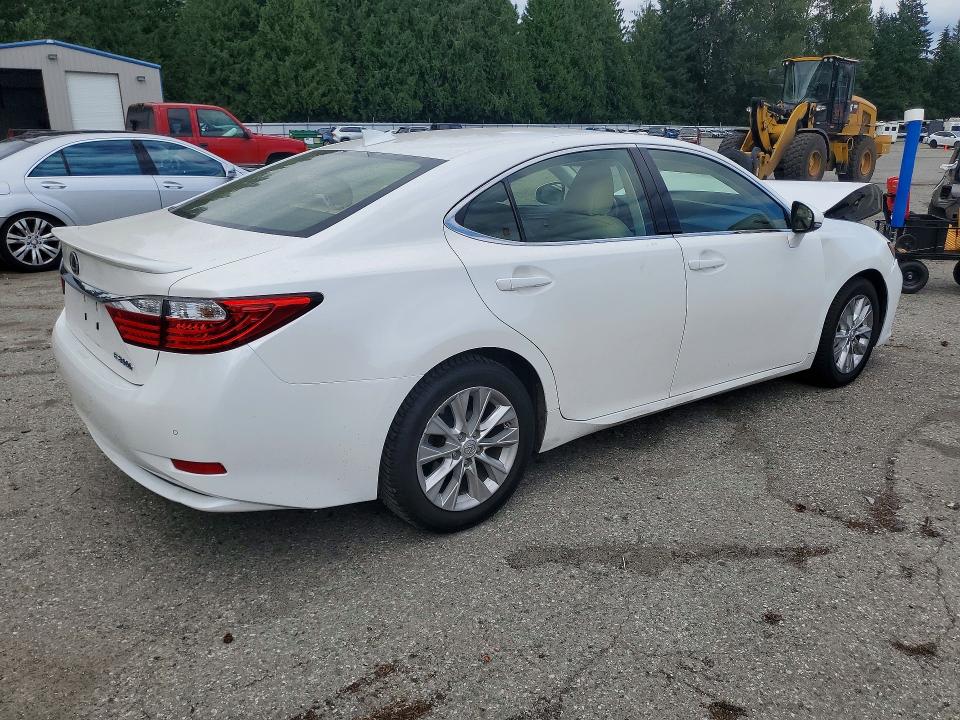 2015 Lexus Es მანქანა იყიდება აუქციონზე, vin: JTHBW1GG8F2084449, აუქციონის ნომერი: 62713236