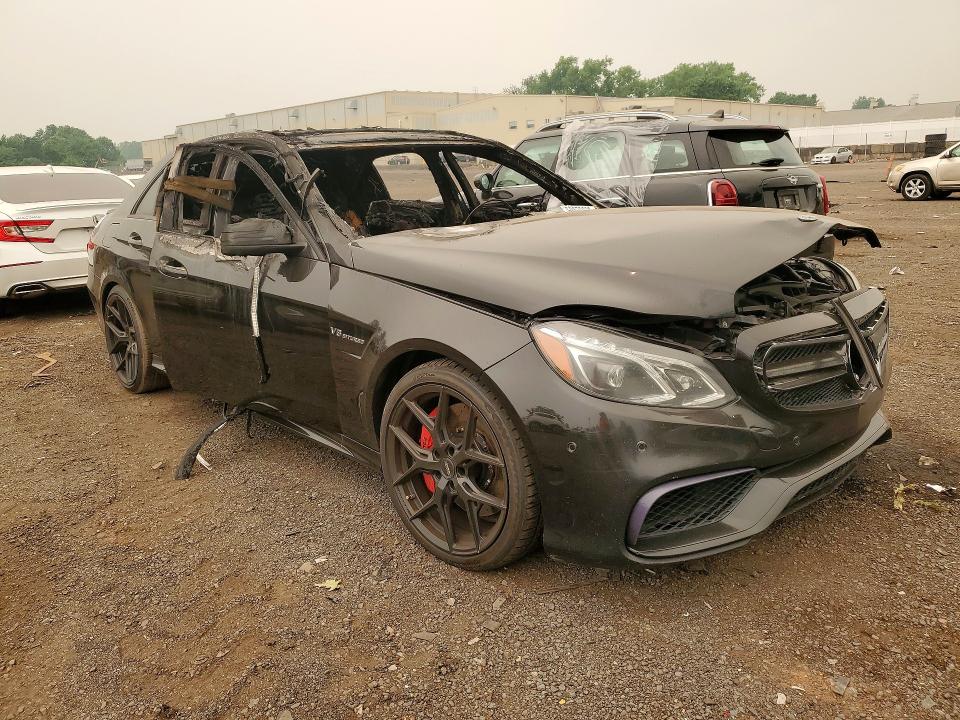 60972636 :رقم المزاد ، WDDHF7GB1EA896494 vin ، 2014 Mercedes-benz E مزاد بيع