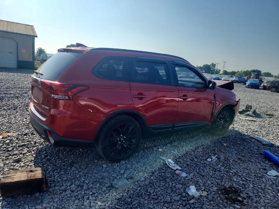Продаж на аукціоні авто 2018 Mitsubishi Outlander, vin: JA4AD3A30JZ030674, номер лоту: 61560466