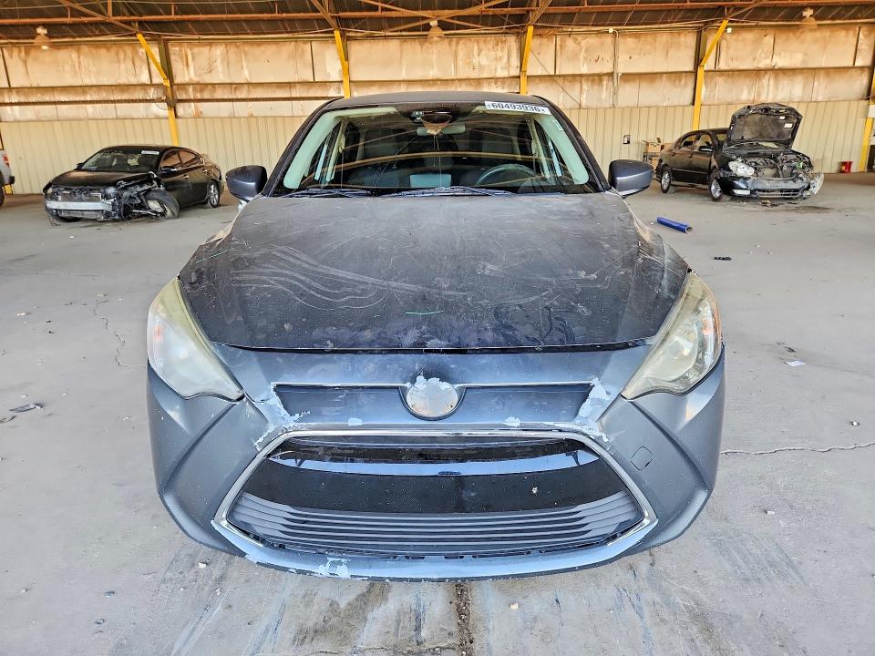 60493936 :رقم المزاد ، 3MYDLBYV1JY306413 vin ، 2018 Toyota Yaris Ia مزاد بيع