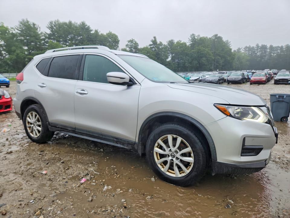 Продаж на аукціоні авто 2018 Nissan Rogue, vin: KNMAT2MV2JP542612, номер лоту: 95589055