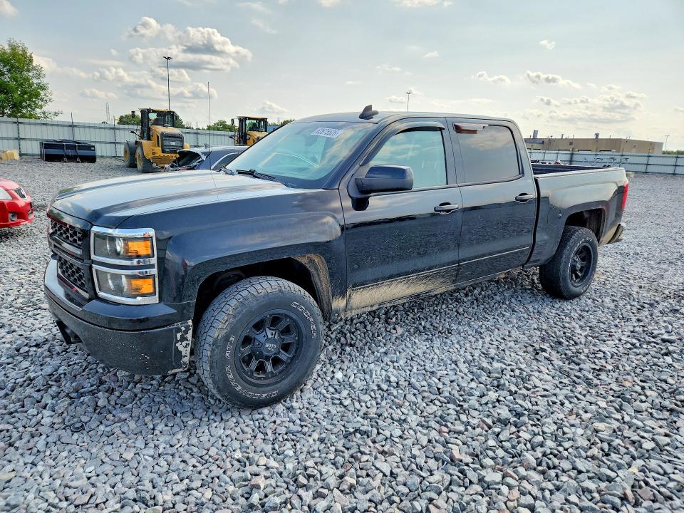 62675526 :رقم المزاد ، 3GCUKRECXFG170020 vin ، 2015 Chevrolet Silverado مزاد بيع