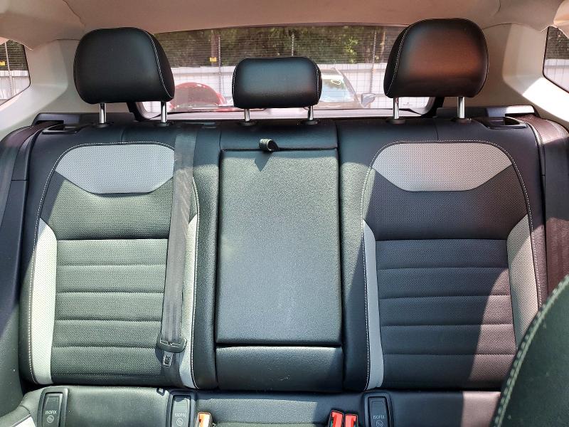62753646 :رقم المزاد ، 3VV2X7B2XNM059400 vin ، 2022 Volkswagen Taos مزاد بيع