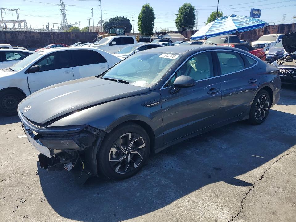 Продажа на аукционе авто 2024 Hyundai Sonata, vin: KMHL64JA8RA421686, номер лота: 61620976