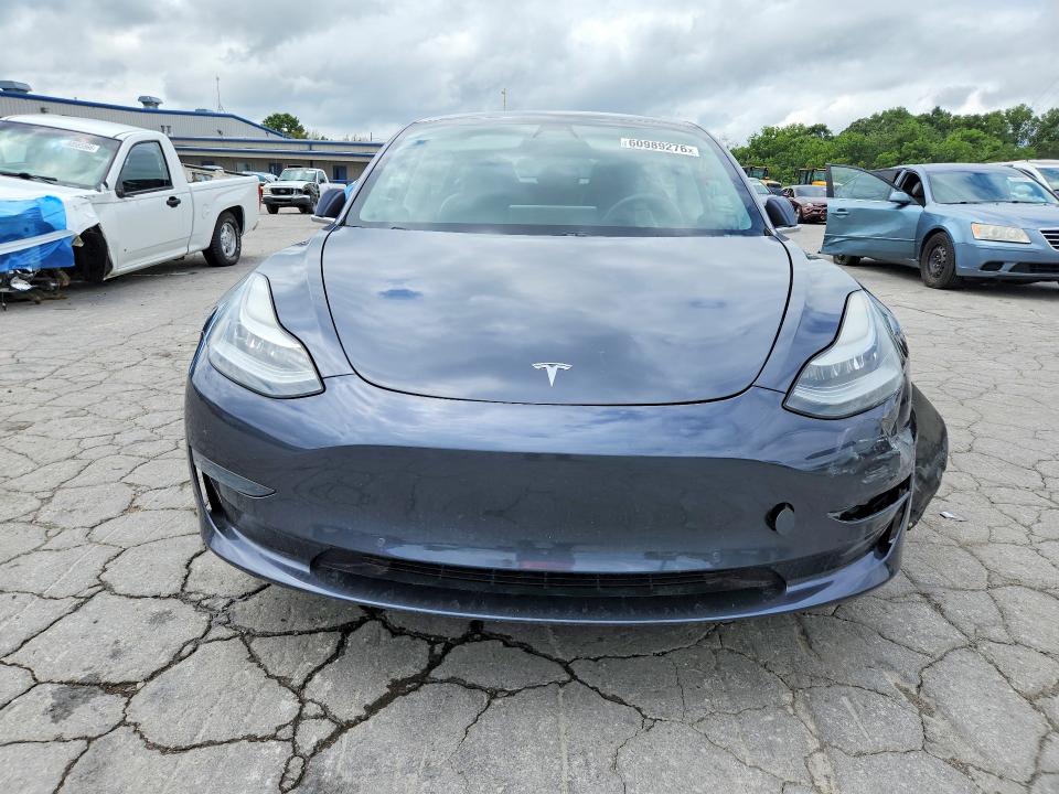 60989276 :رقم المزاد ، 5YJ3E1EA4LF495993 vin ، 2020 Tesla Model 3 مزاد بيع