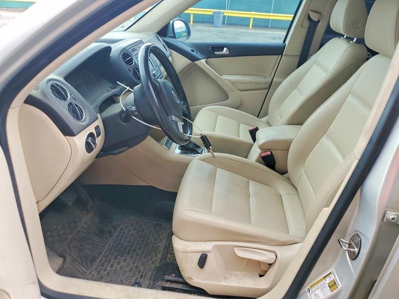 2013 Volkswagen Tiguan მანქანა იყიდება აუქციონზე, vin: WVGAV3AX3DW087734, აუქციონის ნომერი: 62613396