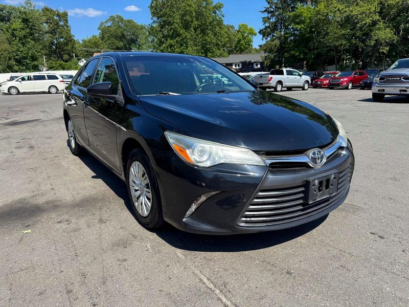 2017 Toyota Camry მანქანა იყიდება აუქციონზე, vin: 4T1BF1FK3HU318331, აუქციონის ნომერი: 62200716