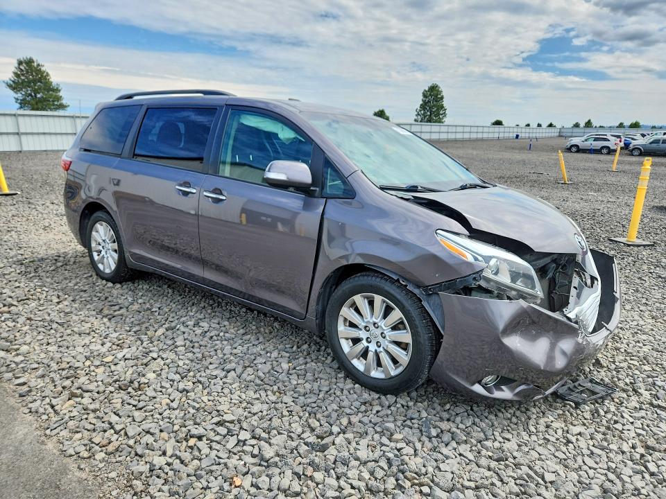 61089666 :رقم المزاد ، 5TDYK3DC3FS617417 vin ، 2015 Toyota Sienna مزاد بيع