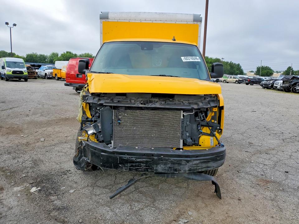 2022 Gmc Savana მანქანა იყიდება აუქციონზე, vin: 1GD07RFP3N1162335, აუქციონის ნომერი: 60316046