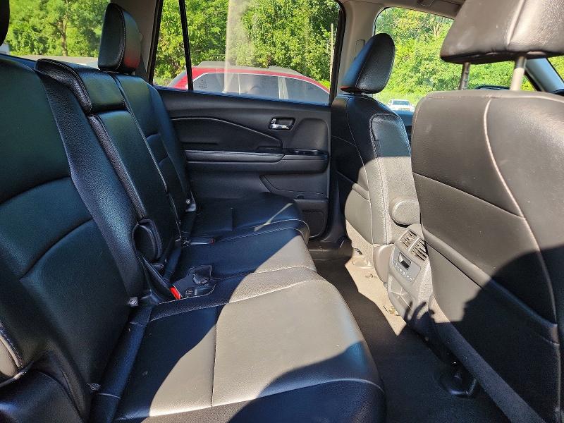 Продажа на аукционе авто 2016 Honda Pilot, vin: 5FNYF6H52GB048714, номер лота: 61753536