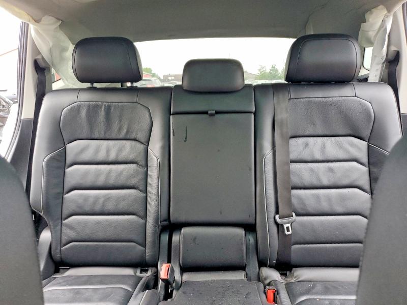 2018 Volkswagen Tiguan მანქანა იყიდება აუქციონზე, vin: 3VV4B7AX1JM091683, აუქციონის ნომერი: 61803876