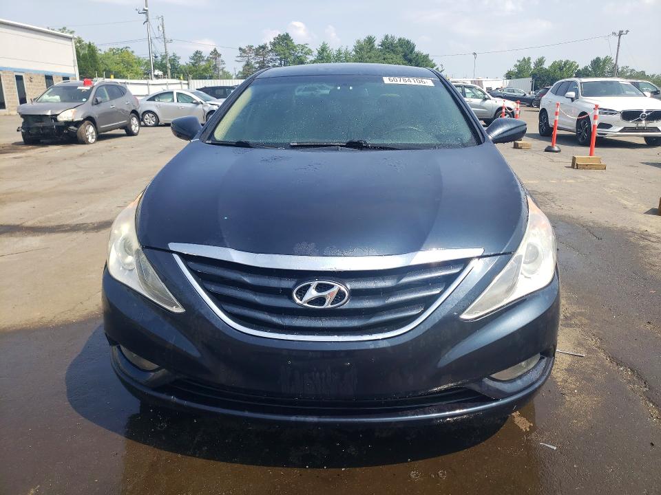 60784106 :رقم المزاد ، 5NPEB4AC2DH801330 vin ، 2013 Hyundai Sonata مزاد بيع