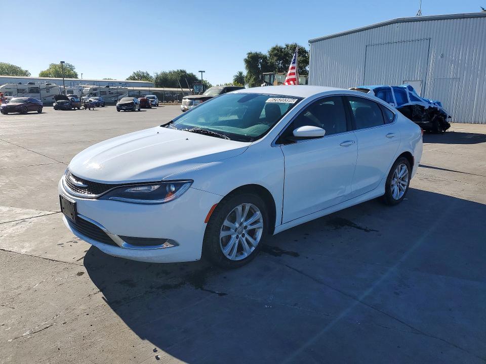 62620396 :رقم المزاد ، 1C3CCCAB8GN127540 vin ، 2016 Chrysler 200 مزاد بيع