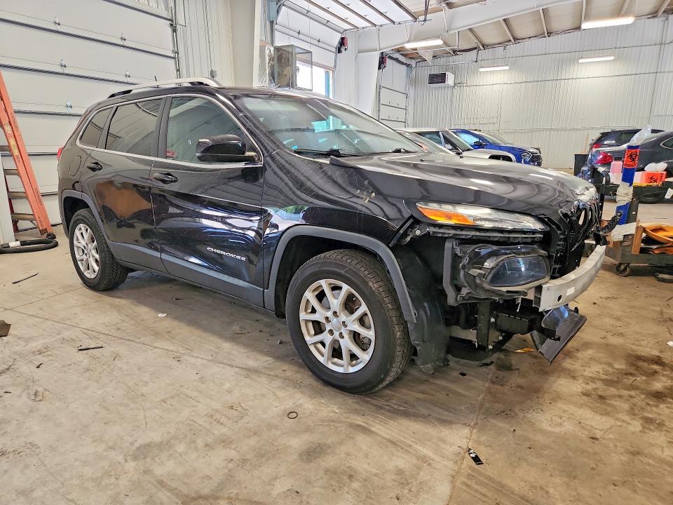 61007776 :رقم المزاد ، 1C4PJMLB0JD555508 vin ، 2018 Jeep Cherokee مزاد بيع