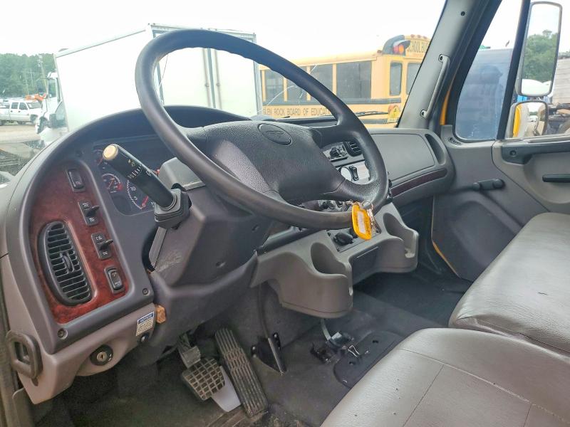 62074956 :رقم المزاد ، 3ALACWFC4KDKB9246 vin ، 2019 Frht - Freightliner M2 مزاد بيع