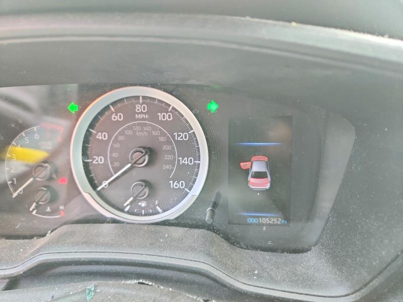 60193516 :رقم المزاد ، 5YFEPMAE9MP220557 vin ، 2021 Toyota Corolla مزاد بيع