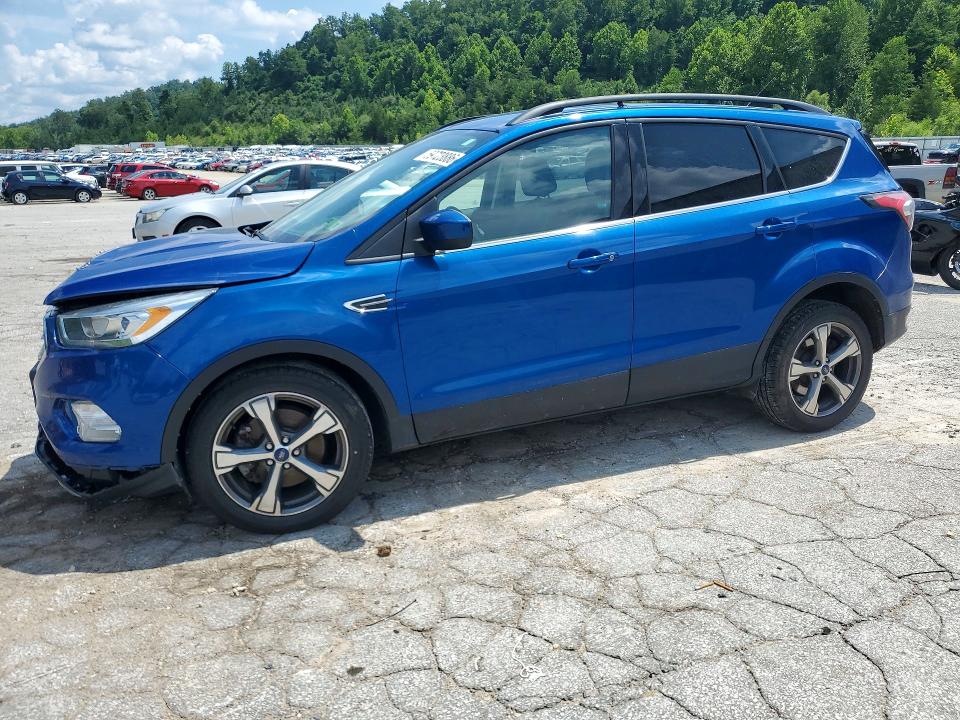 59723886 :رقم المزاد ، 1FMCU9GD2HUA90797 vin ، 2017 Ford Escape مزاد بيع