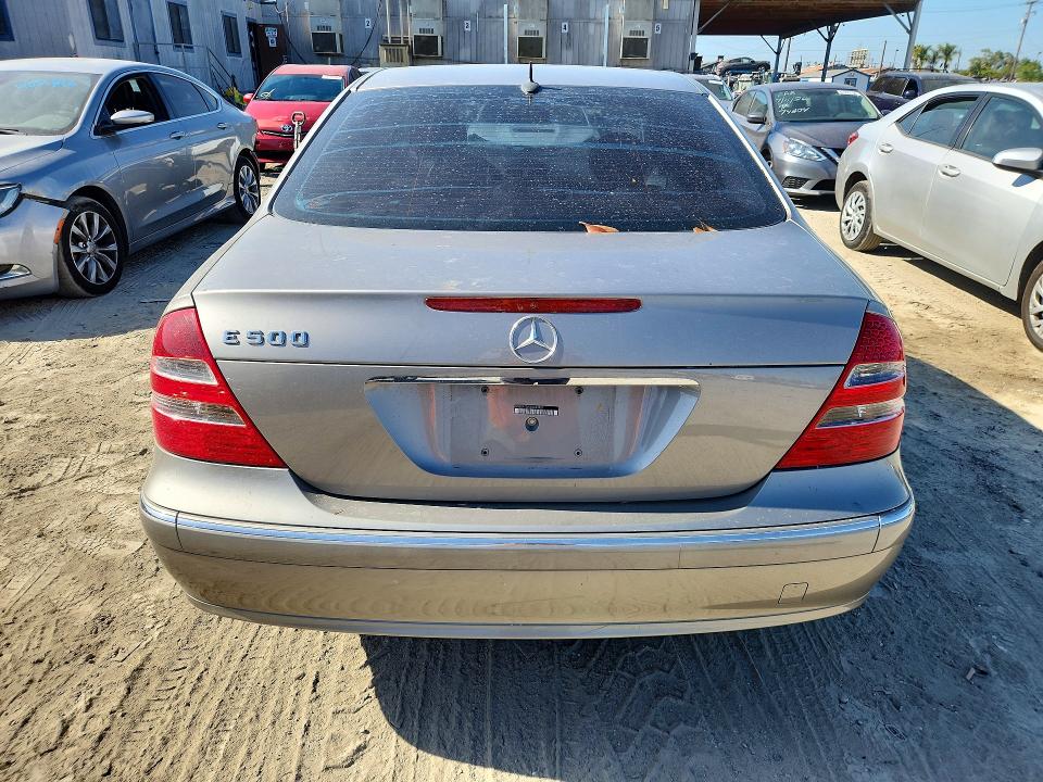 Продаж на аукціоні авто 2004 Mercedes-benz E, vin: WDBUF70J64A423827, номер лоту: 61174676