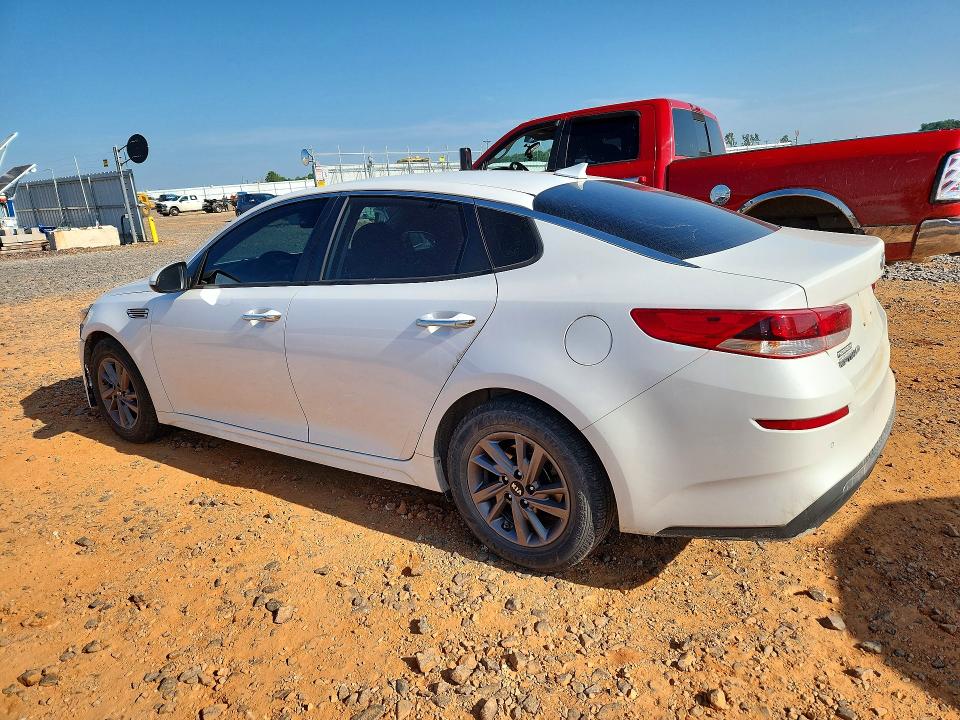 2020 Kia Optima მანქანა იყიდება აუქციონზე, vin: 5XXGT4L34LG410449, აუქციონის ნომერი: 55477206