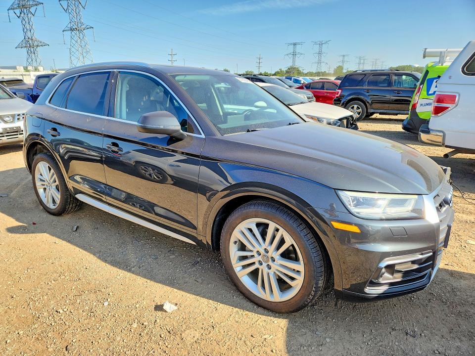 61900466 :رقم المزاد ، WA1CNAFY1J2087361 vin ، 2018 Audi Q5 مزاد بيع