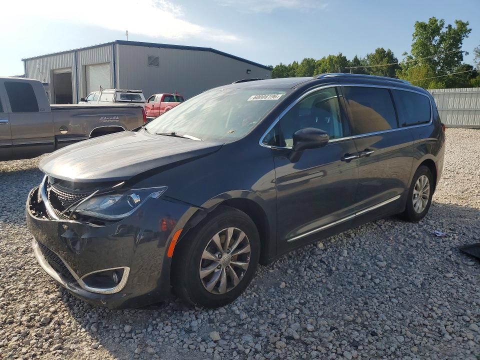2019 Chrysler Pacifica მანქანა იყიდება აუქციონზე, vin: 2C4RC1BGXKR705752, აუქციონის ნომერი: 60006196