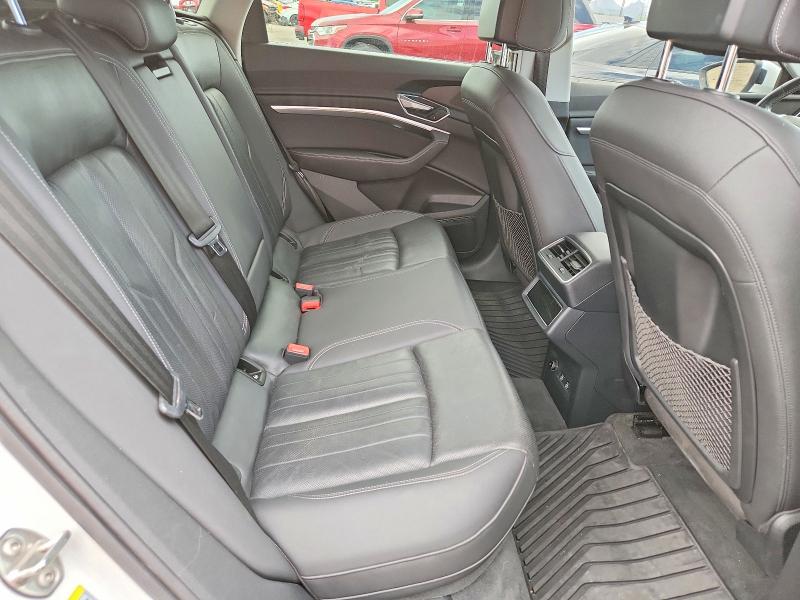 Aukcja sprzedaży 2019 Audi E-tron, vin: WA1LAAGE1KB024567, numer aukcji: 59726036
