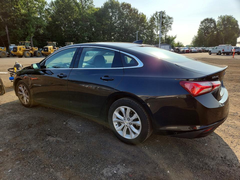 62631316 :رقم المزاد ، 1G1ZD5STXNF174445 vin ، 2022 Chevrolet Malibu مزاد بيع